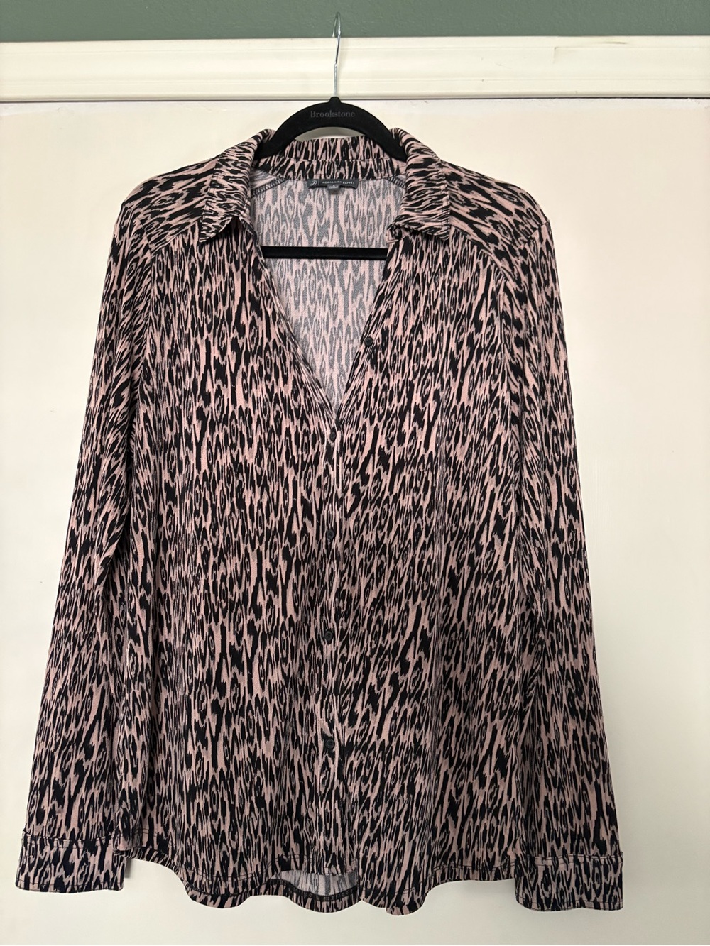 Women’s leopard Printed black and tan V-Neck button up Blouse